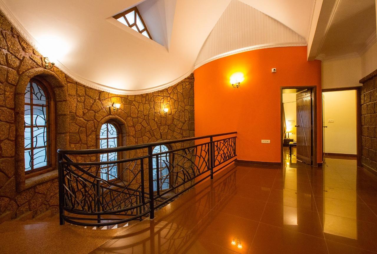 Redstone Villa And Suites Bangalore Exterior photo